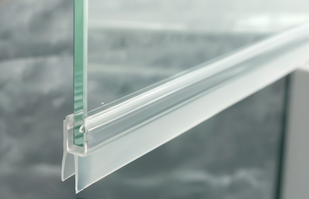 Bottom door seal 6mm semi-frameless